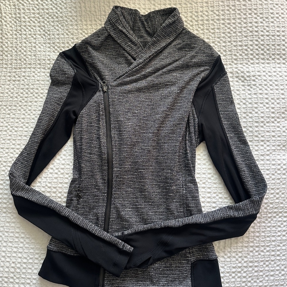 Lululemon Athletica Gray and Black Jacket